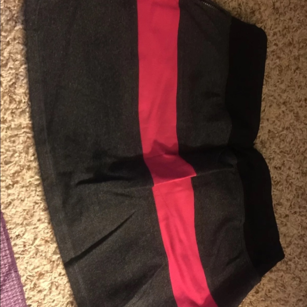 Bebe sport. Come with short inside and attached